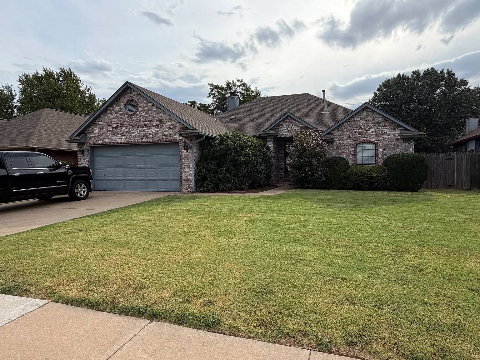 3 bed, 1670 sqft, $2,000 — Photo 2