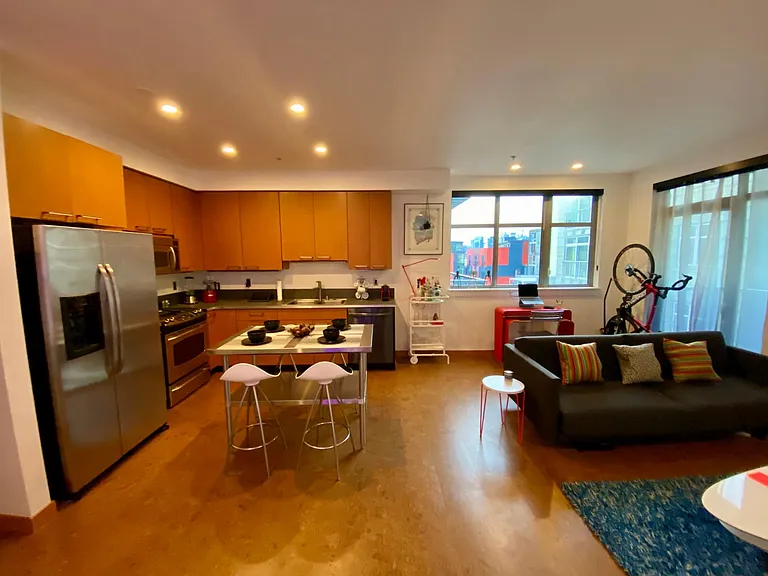 1414 12th Ave — Photo 3