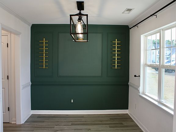 5th image of 202 Misty Cove Ct