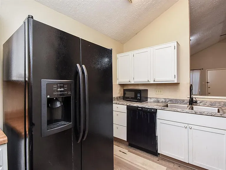 7117 Haven Creek Dr — Photo 7