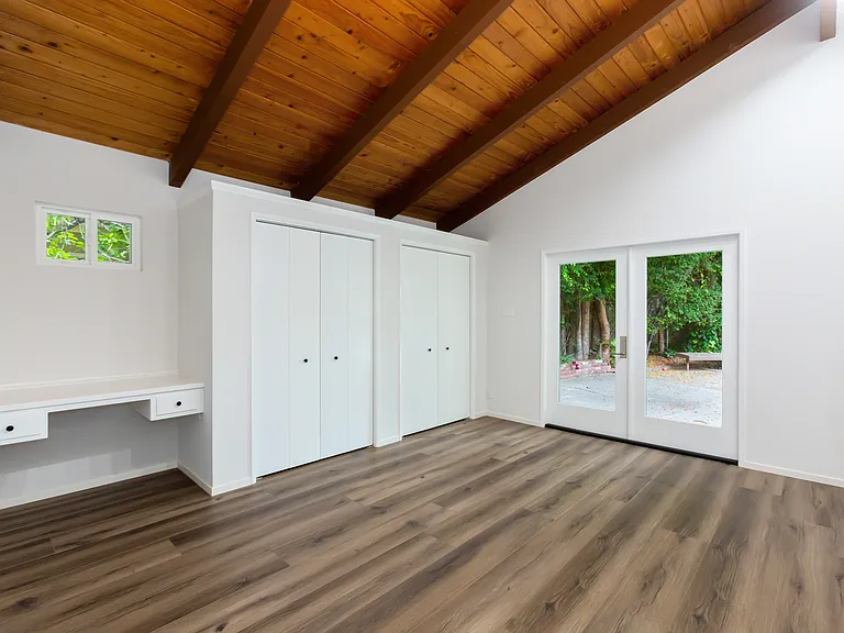 309 Nancy Way — Photo 4
