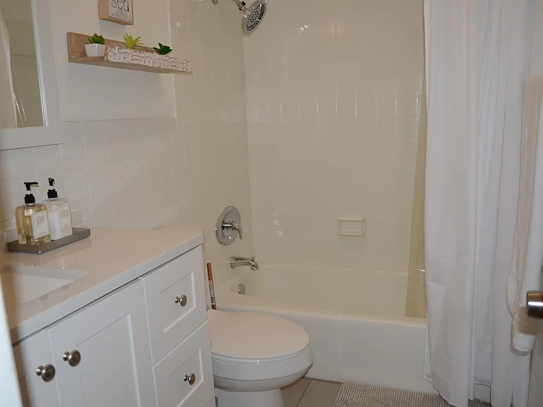 1115 Hernando St #B — Photo 9