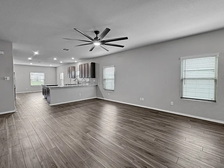 249 Antelope Valley — Photo 10