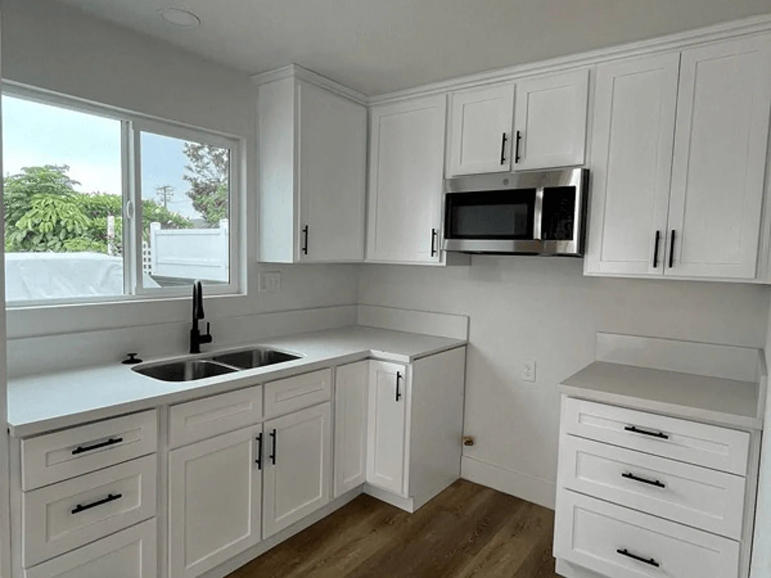 2519 E. Monroe St. — Photo 2