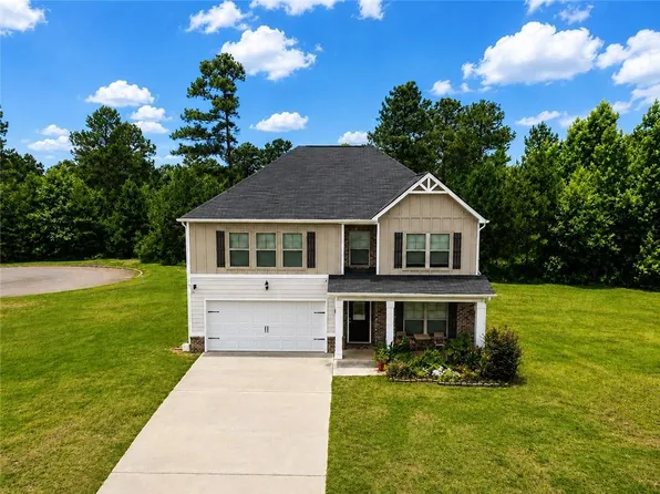 200 Woodlands Dr, Jackson, GA 30233