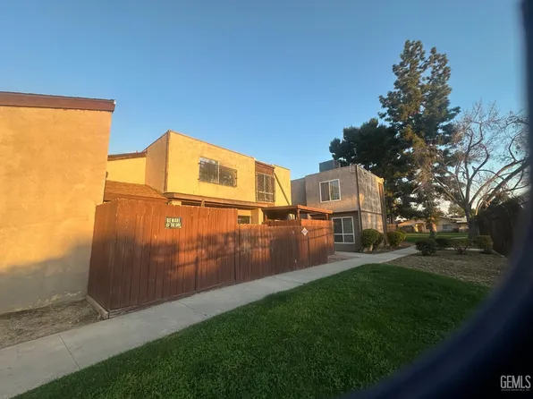6004 Almendra Ave APT B, Bakersfield, CA 93309