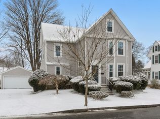 27 Kingsbury Ave, Haverhill, MA 01835