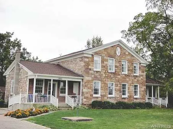 12802 W Lee Rd, Albion, NY 14411