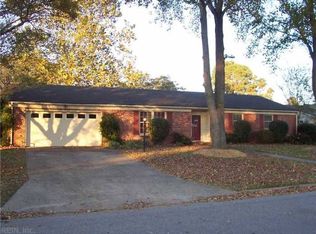 848 Lord Leighton Dr, Virginia Beach, VA 23454