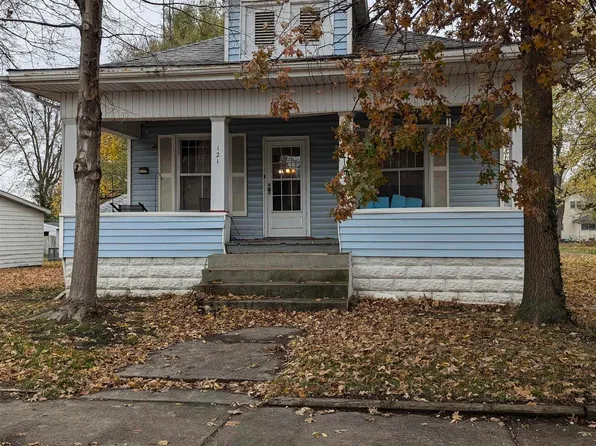 121 E Kenney St, Divernon, IL 62530