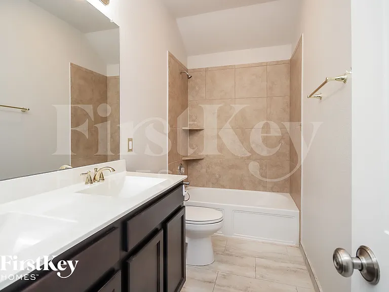 2826 Torrey Pines Dr #DO — Photo 14