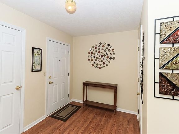 4th image of 7033 Glen Kerry Ct