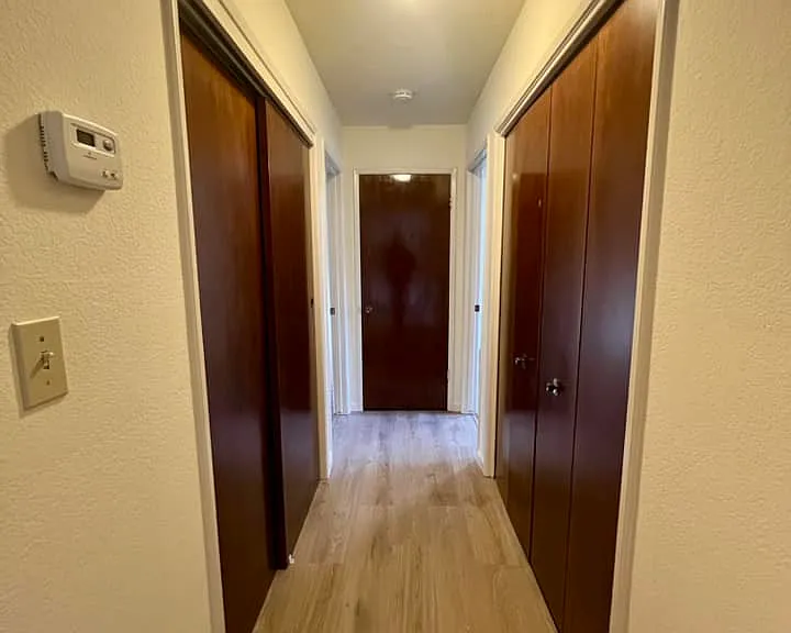 1418 Sylvan Ave — Photo 6