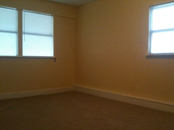3rd image of 3026 Mason Dr