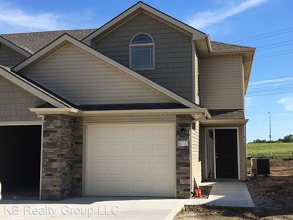 2nd image of 610 Maggie Ct