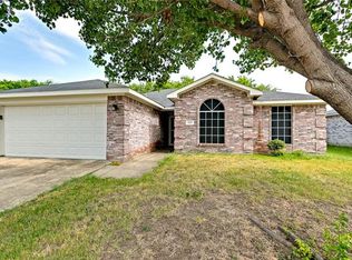 221 Lake Travis Dr, Wylie, TX 75098