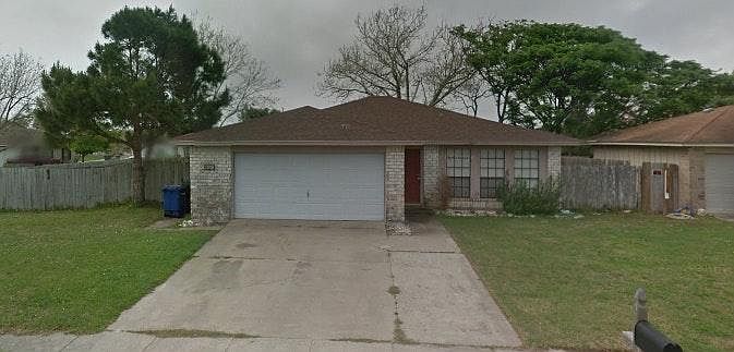 1st image of 421 Sulu Dr