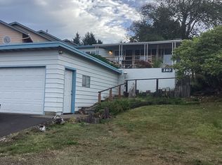 260 SE Coast Guard Dr, Depoe Bay, OR 97341