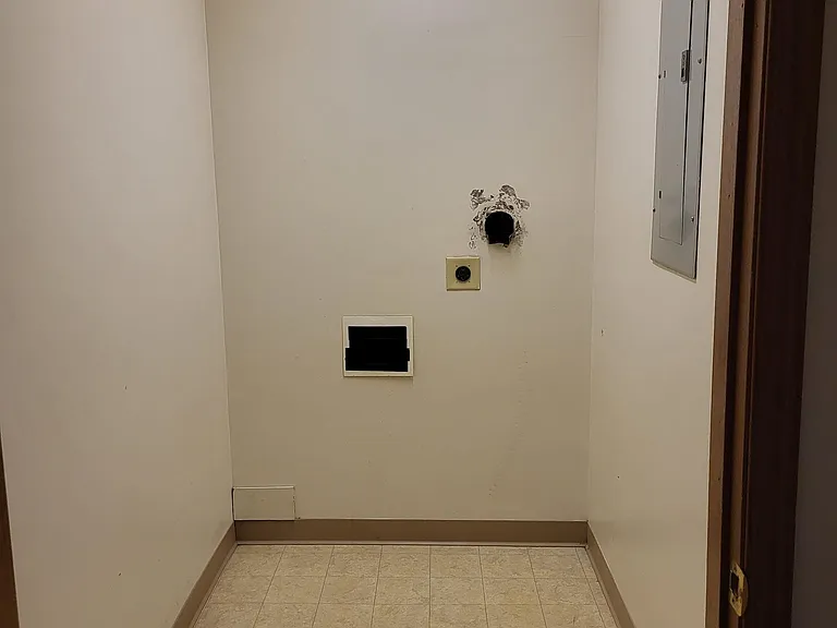 416 Sullivan Ave W #309 — Photo 13