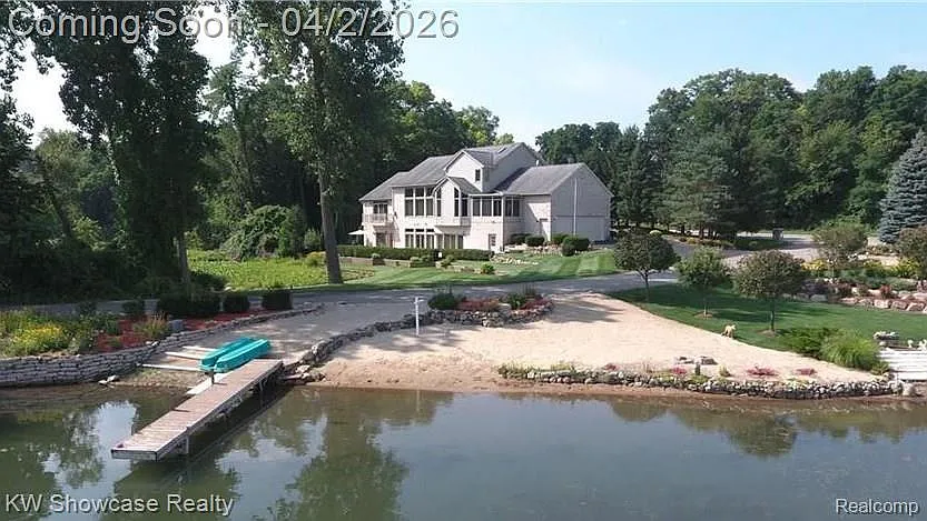 11245 Britney Ln photo 1