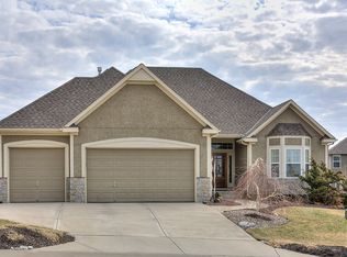 9163 Shady Bend Rd, Lenexa, KS 66227