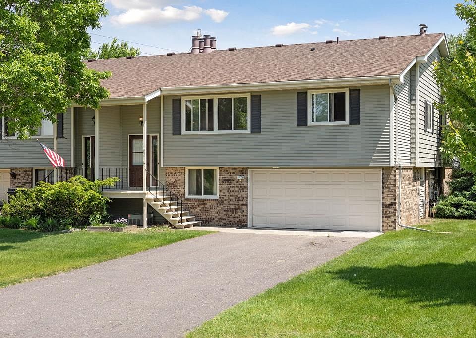 1st image of 1037 Regency Dr