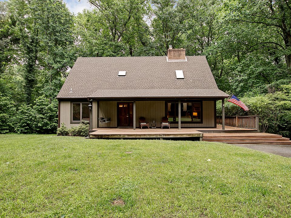 1st image of 23364 Town Creek Dr