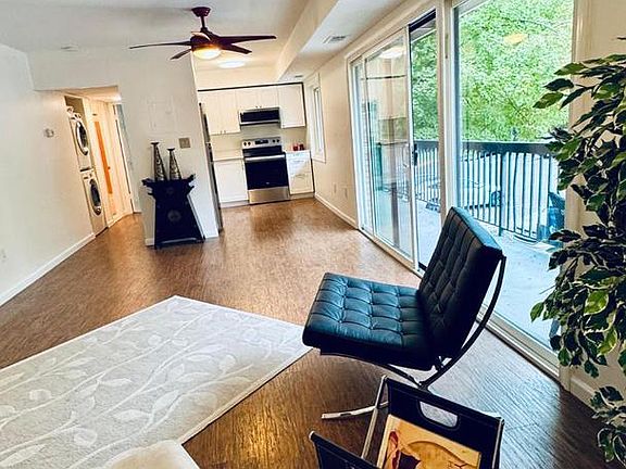3rd image of 3222 S 28th St APT 304