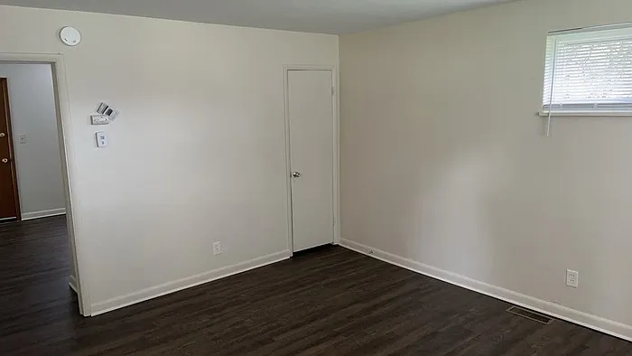 719 Wiltshire Blvd #4 — Photo 7