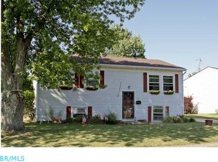 21 Deger Dr, London, OH 43140
