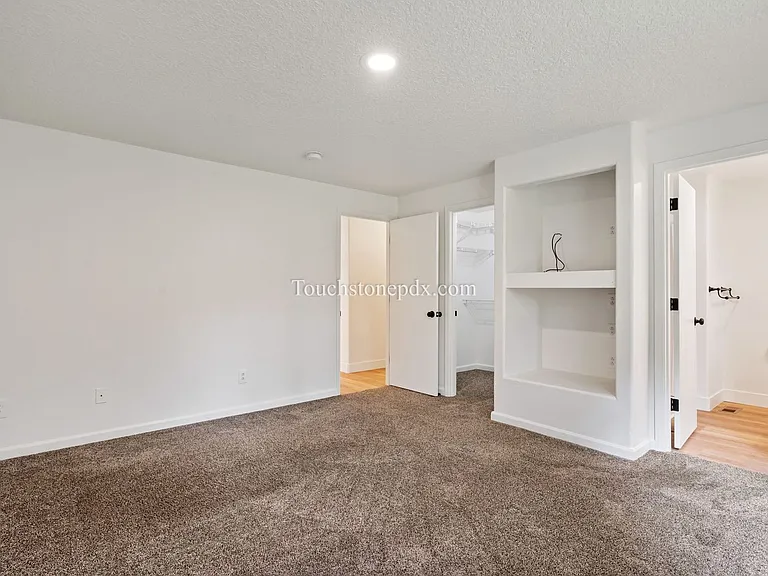 20160 Quinalt Dr — Photo 18
