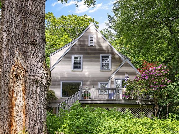 5th image of 518 Pleasantville Road