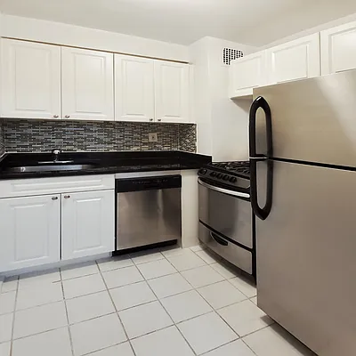 Rented by Corcoran | media 3