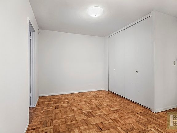 3rd image of 333 E 34th St Ofc 1N