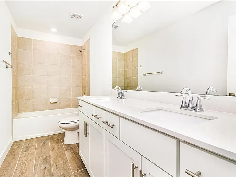 4873 Seafoam Trl — Photo 28