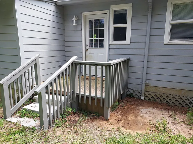 150 E Ensley St — Photo 20
