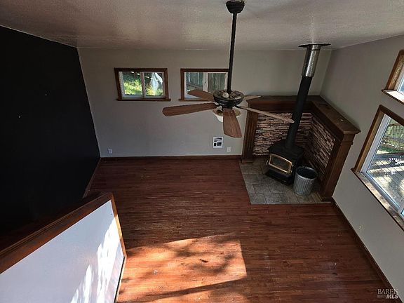 4th image of 1653 Lilac Lane
