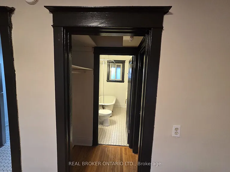 4 Hyde Park Ave #10 — Photo 8