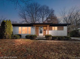 20314 Brentwood St, Livonia, MI 48152