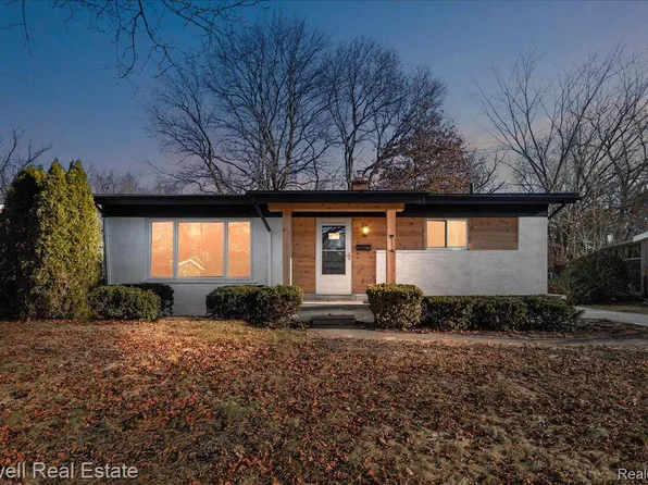 20314 Brentwood St, Livonia, MI 48152