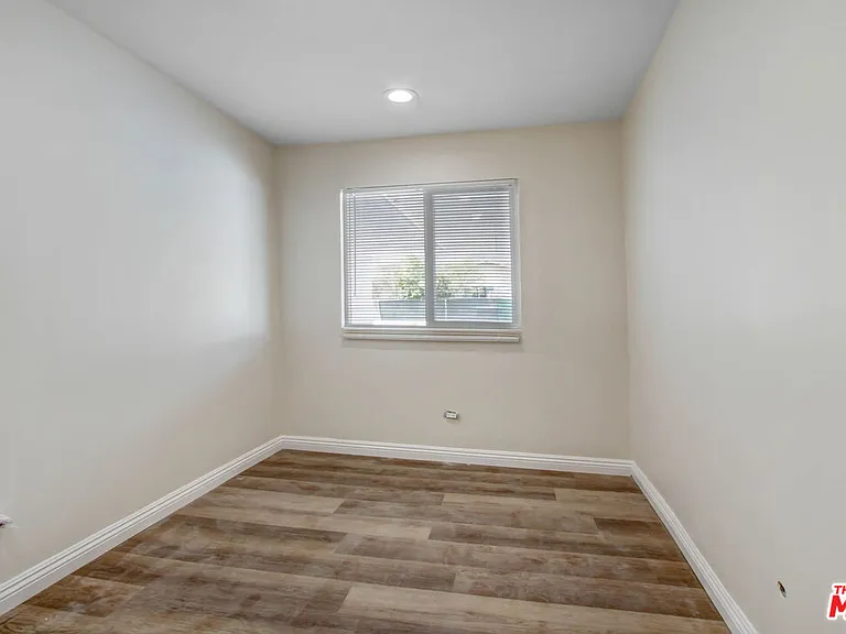 1404 Hollister St — Photo 9