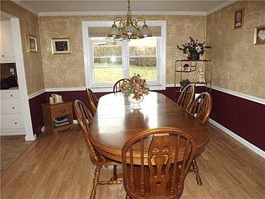 2nd image of 879 Fredericka Dr