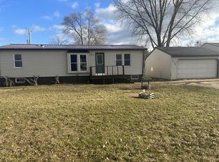 1119 Holly Dr, Stanton, MI 48888