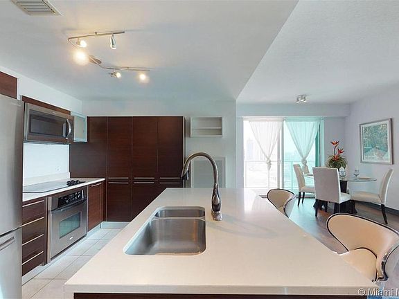5th image of 1900 N Bayshore Dr APT 2311