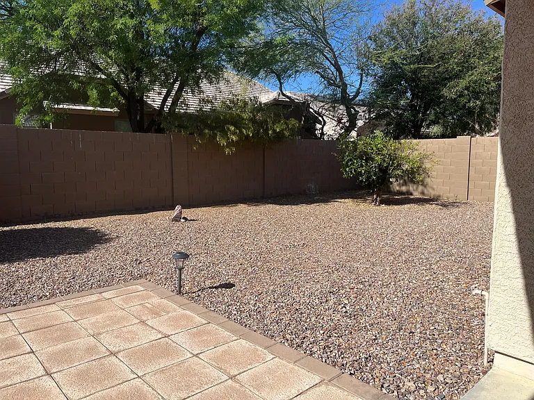 1535 E Viola Dr — Photo 8