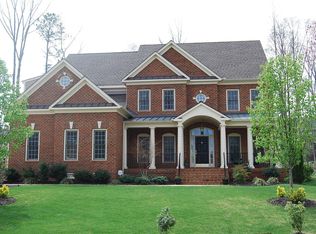 907 Rise Shaft Rd, Midlothian, VA 23114