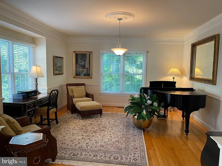 6915 Bonheim Ct — Photo 6