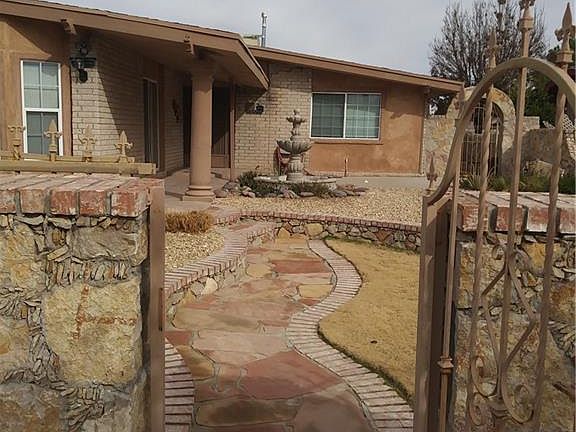 3rd image of 8133 Tranquilo Dr