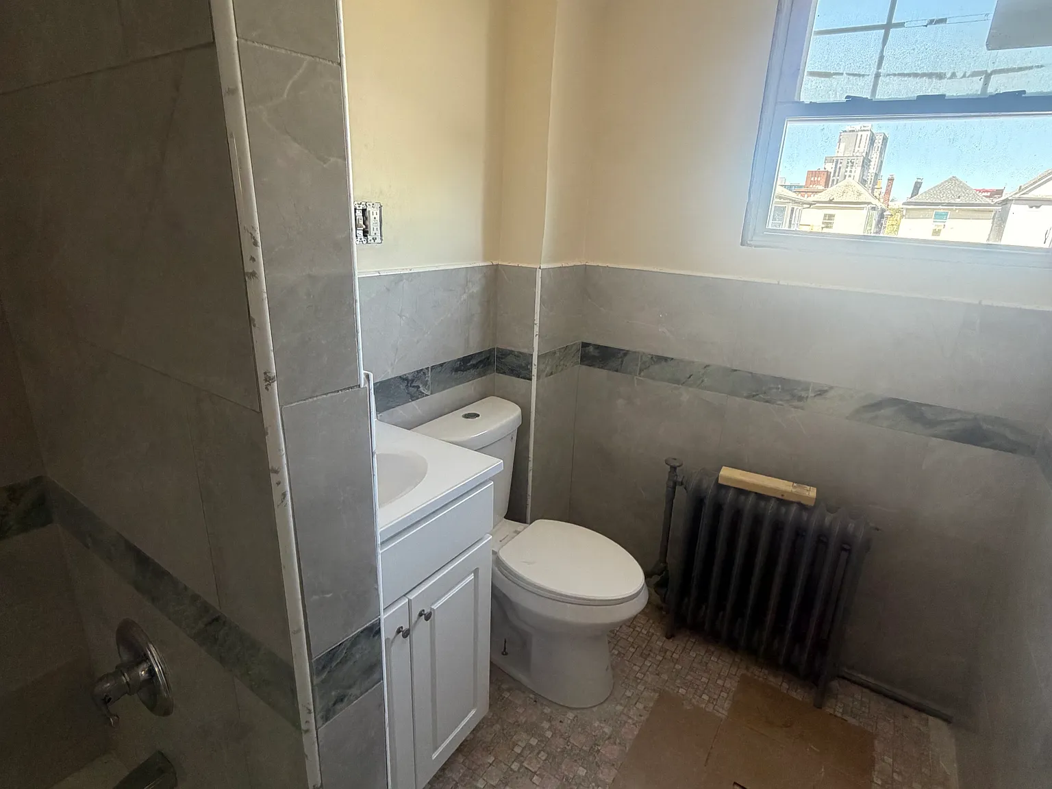 2 bed, $2,500 — Photo 3