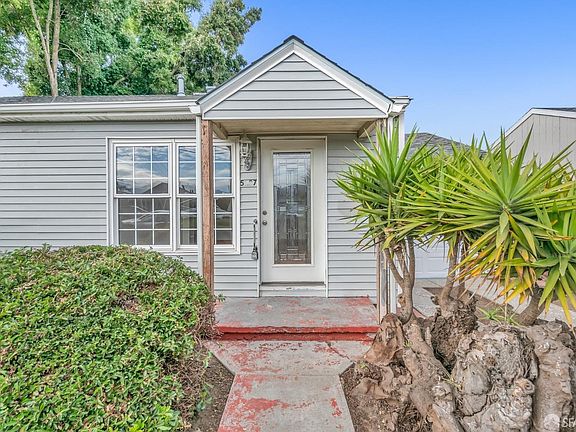 4th image of 5127 Esmond Ave